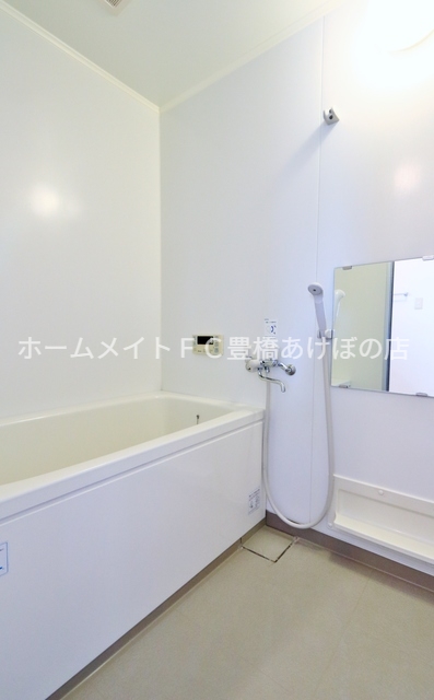バス・シャワールーム　同型別部屋写真
