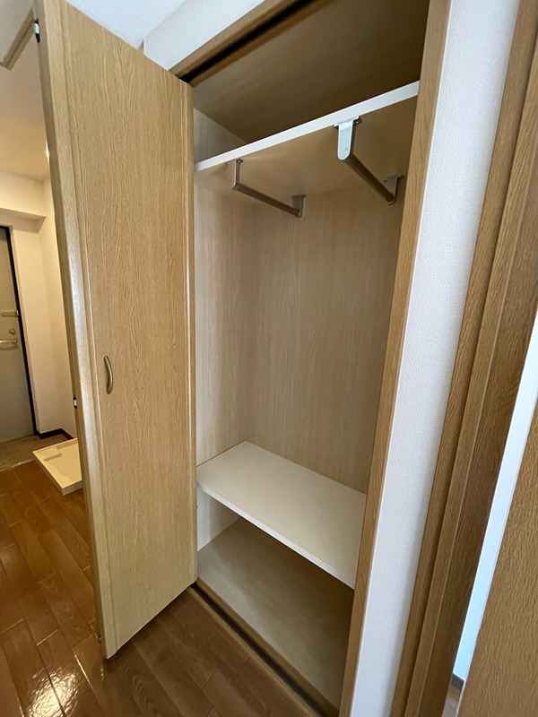 収納　同物件別部屋写真