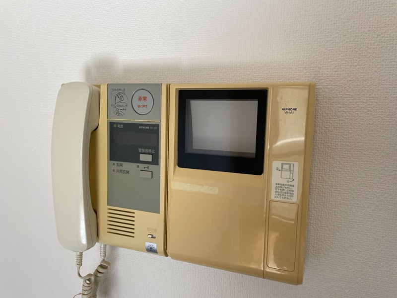 セキュリティ　同物件別部屋写真