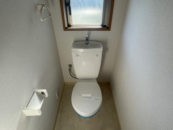 トイレ　※別部屋の写真です