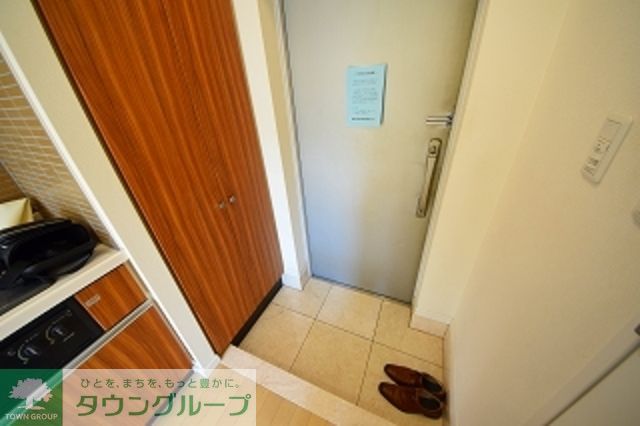 玄関　★収納たっぷりの玄関です★
