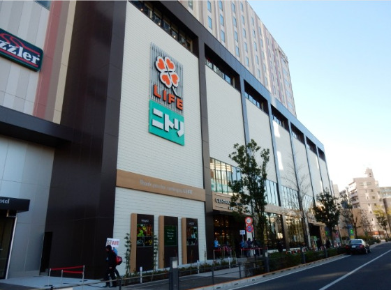 スーパー　ライフ セントラルスクエア押上駅前店（スーパー）まで836m