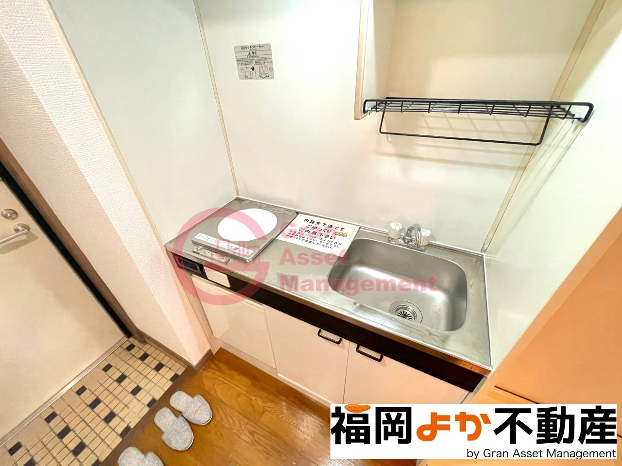 キッチン　コンパクトなキッチンで掃除もラクラク