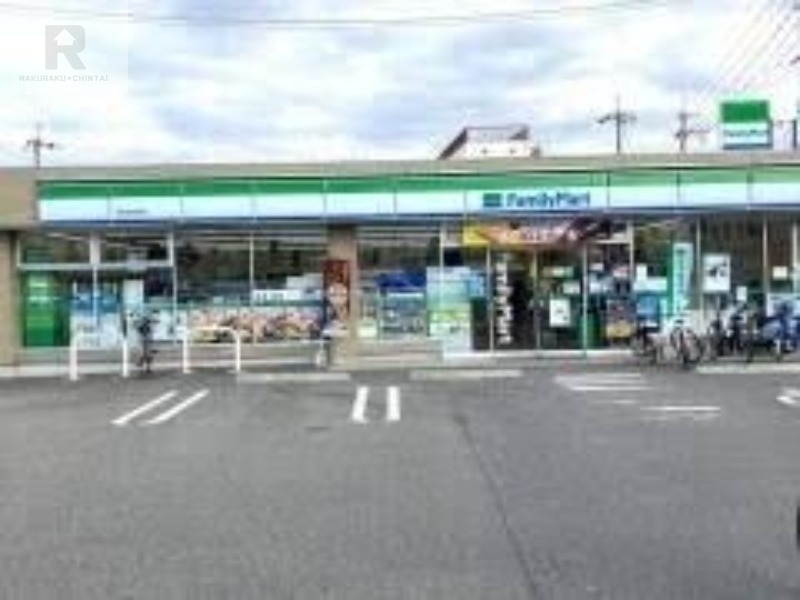 コンビニ　ファミリーマート東大阪旭町店（コンビニ）まで443m
