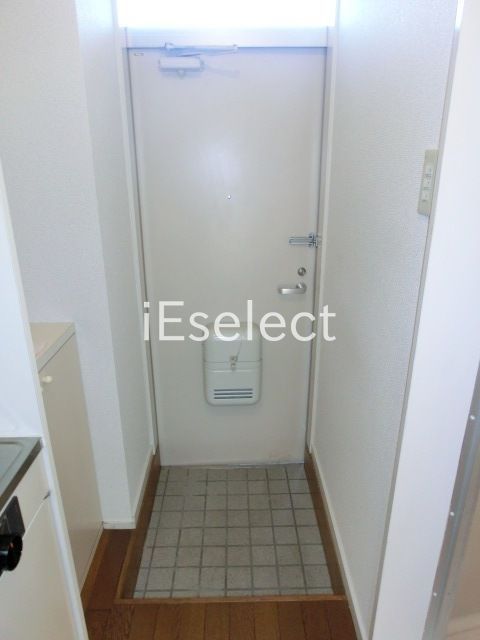 玄関　シューズボックス付き。