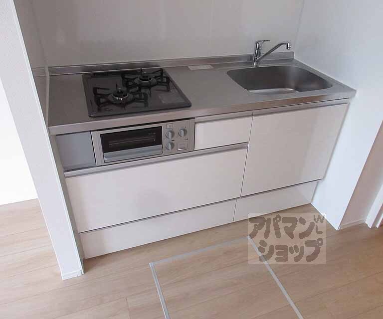 キッチン　綺麗なシステムキッチンです