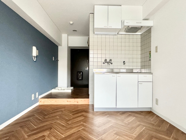 キッチン　カジュアルな雰囲気のお部屋で家具選びも楽しめます！