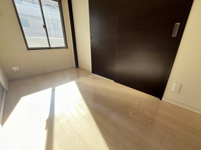 その他部屋・スペース　落ち着いて過ごせるお部屋なので、寝室にいかがでしょうか