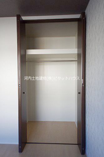 収納　※反転タイプ