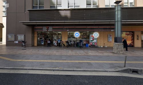 コンビニ　セブンイレブン 神戸桜口町4丁目店（コンビニ）まで216m