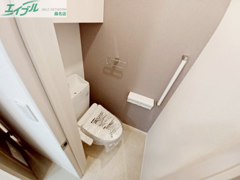 トイレ　同物件別室反転
