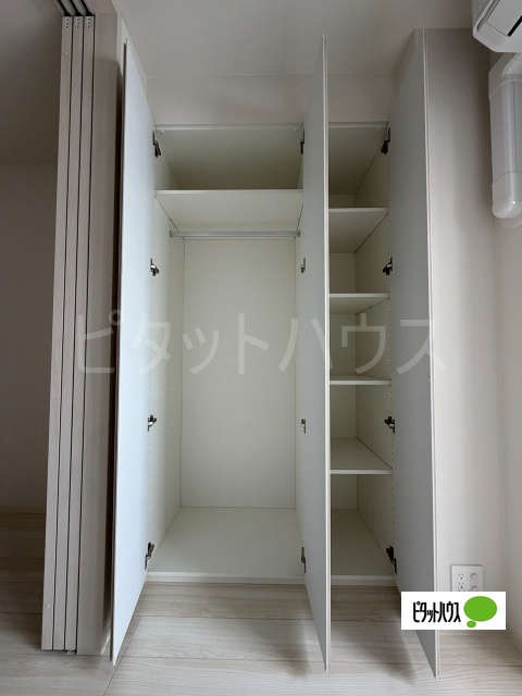 収納　クローゼット