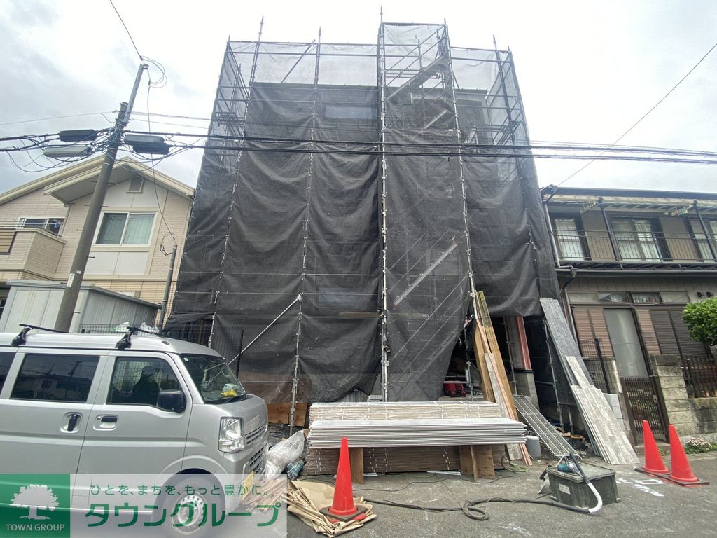 ロビー　駐車場