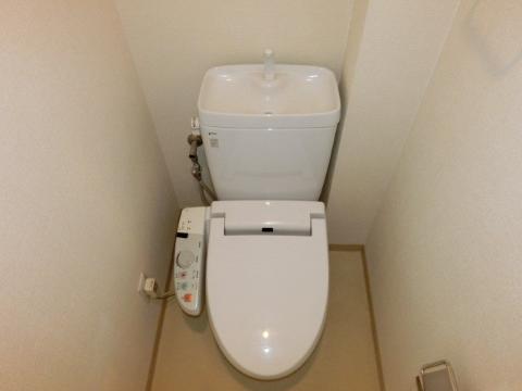 トイレ　シャワー付トイレ
