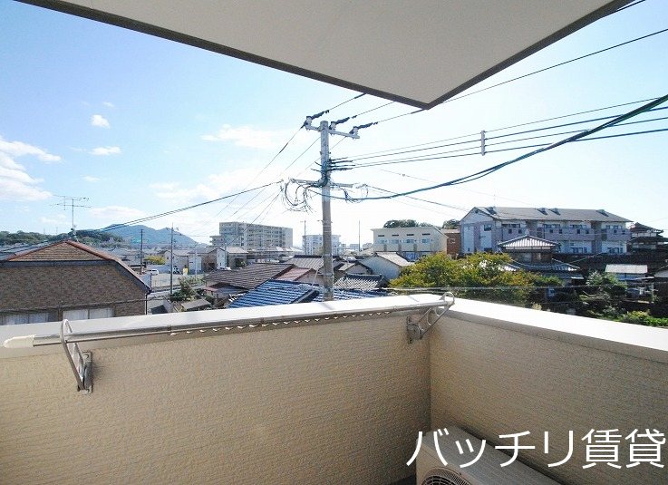 バルコニー　別号室の画像。現況優先
