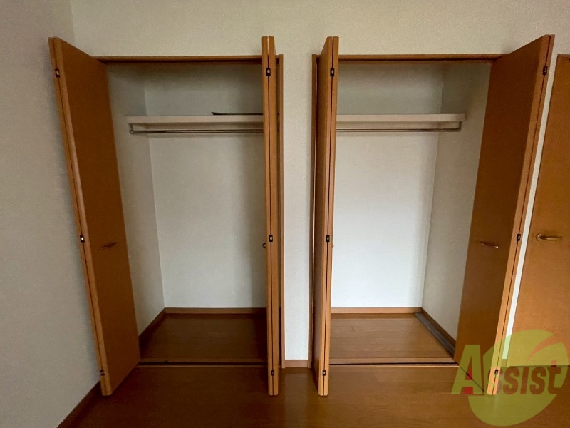 収納　収納もバッチリあるのでお部屋が片付きますよ！