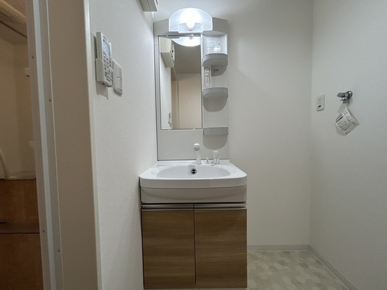 洗面設備　※別部屋の写真です