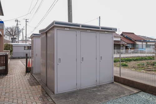 建物外観　ストッカー