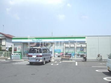 コンビニ　ファミリーマート検見川５丁目店（コンビニ）まで570m