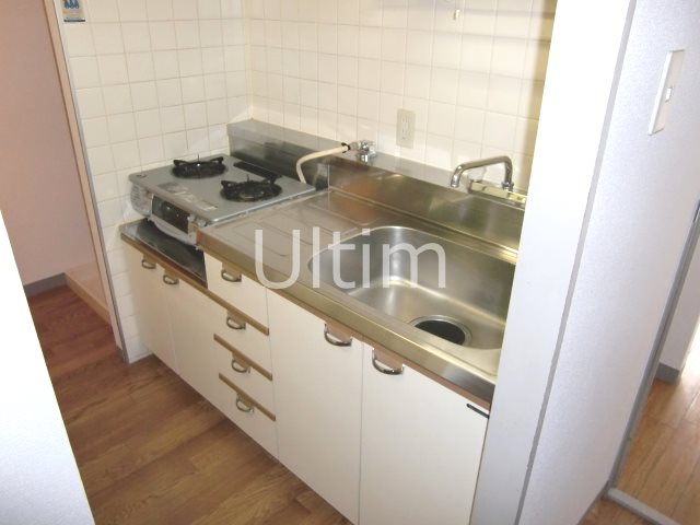 キッチン　別部屋のお写真です。ご参考までに！