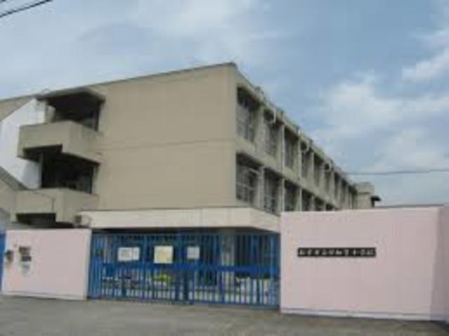 小学校　枚方市立伊加賀小学校（小学校）まで1037m
