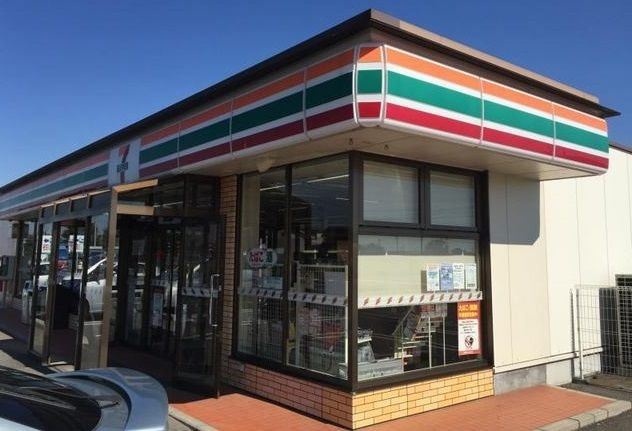 コンビニ　セブンイレブン関宿台町店（コンビニ）まで450m