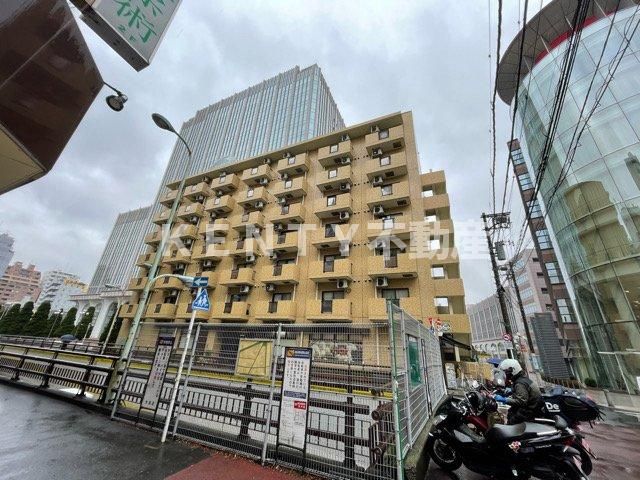 建物外観　落ち着いた雰囲気の外観です