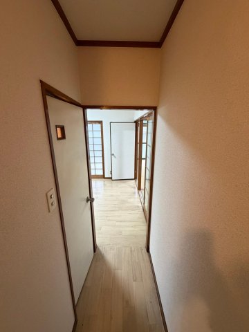 その他　玄関 リビング廊下！