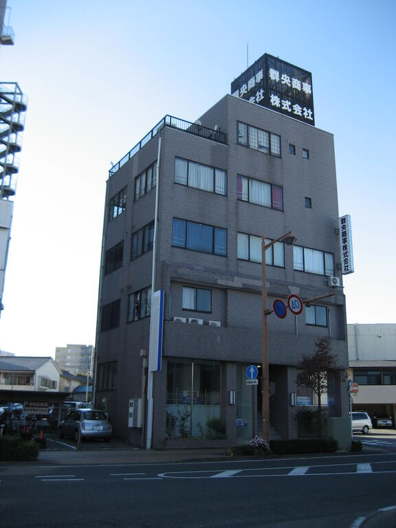 群央住吉ビル