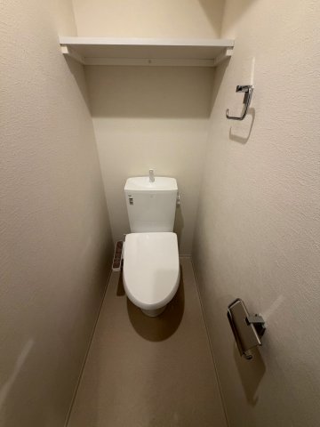ＪＲ内房線 五井駅 徒歩4分 9階建 築1年のトイレ写真