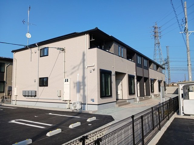建物外観　落ち着いた雰囲気の外観です