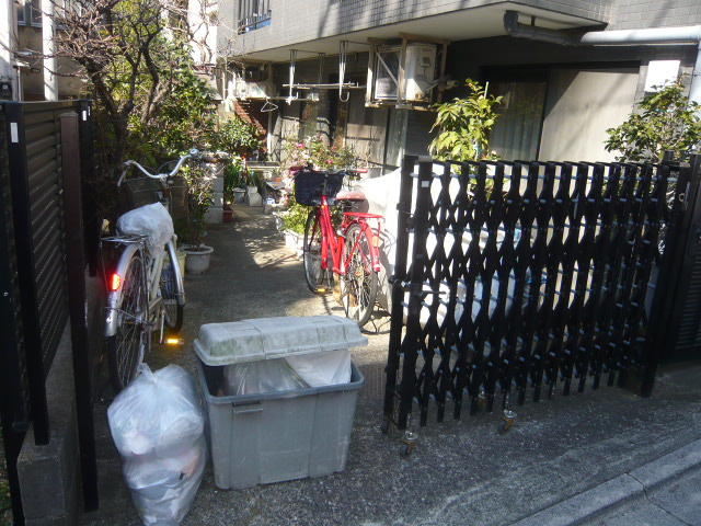 その他　自転車置場（無料）