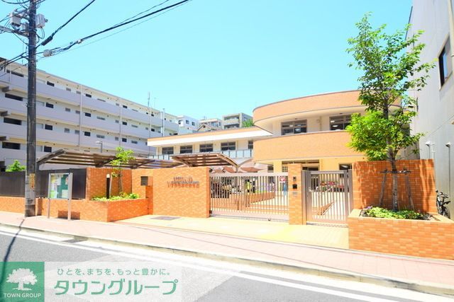 幼稚園・保育園　いずみ松本町保育園（幼稚園・保育園）まで290m