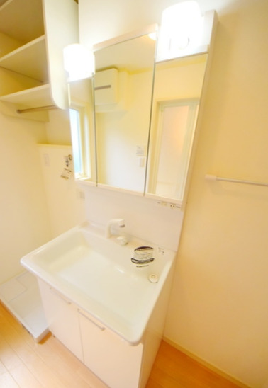 洗面設備　別部屋参考写真