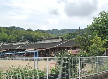 幼稚園・保育園　高知市一宮保育園（幼稚園・保育園）まで418m