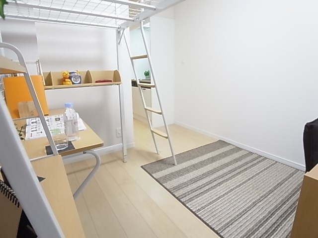 その他　家具はつきません