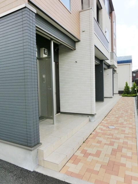 エントランス　エントランスアプローチ