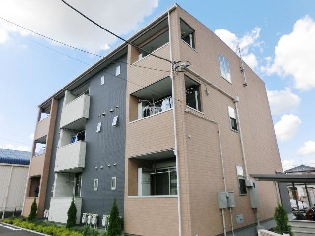 建物外観　2年毎の更新料が不要で経済的です