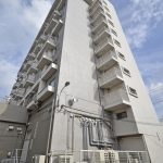 建物外観　1階まいばすけっと