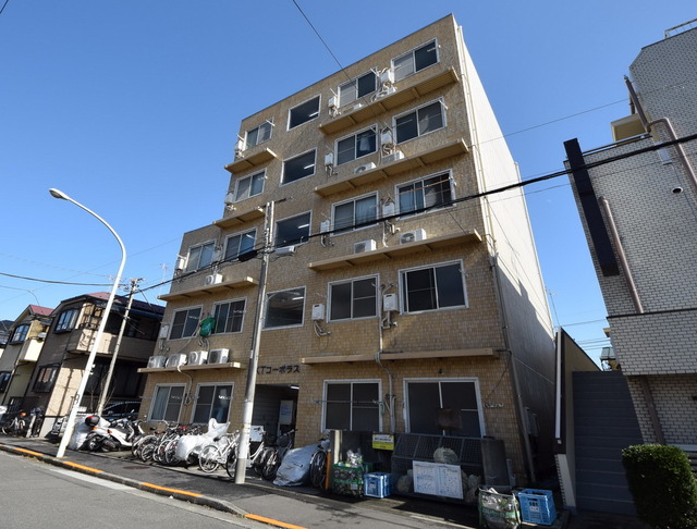 建物外観　☆青い空、白い雲☆