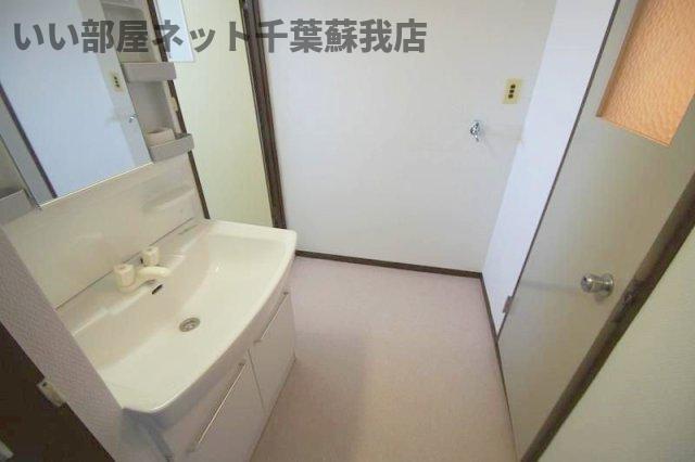 洗面設備　洗面所です