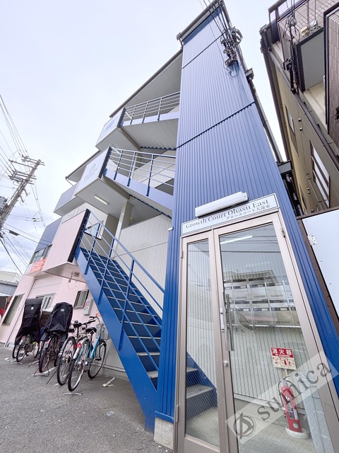 建物外観　スタイリッシュな建物です＾＾