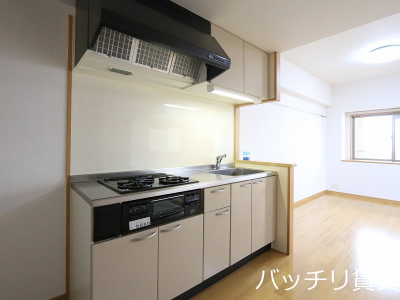 キッチン　別号室タイプの画像は反転タイプの為、現状を優先いたします。