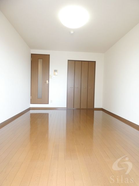 居室・リビング　反転タイプ