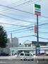 コンビニ　ファミリーマート（コンビニ）まで437m