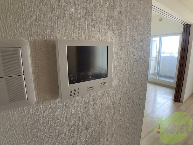 セキュリティ　ＴＶモニター付インターホンです。来客者の顔が見えるので安心！