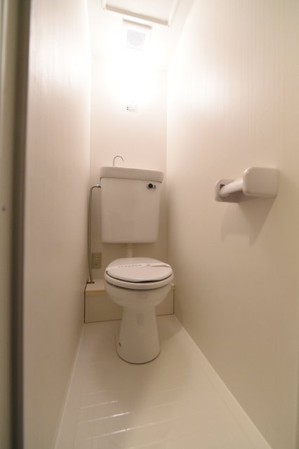 トイレ　シンプルで使いやすいトイレです
