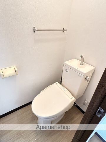 ＪＲ東海道本線 六合駅 徒歩17分 4階建 築27年のトイレ写真