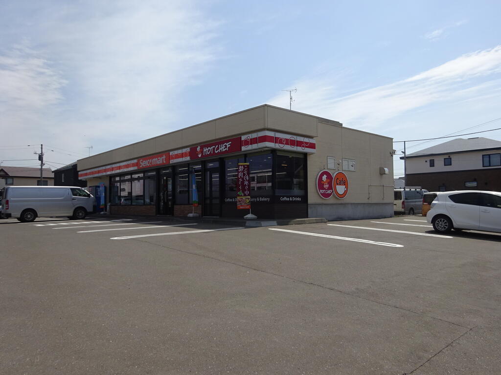 コンビニ　セイコーマート苫小牧日吉町1丁目店（コンビニ）まで218m