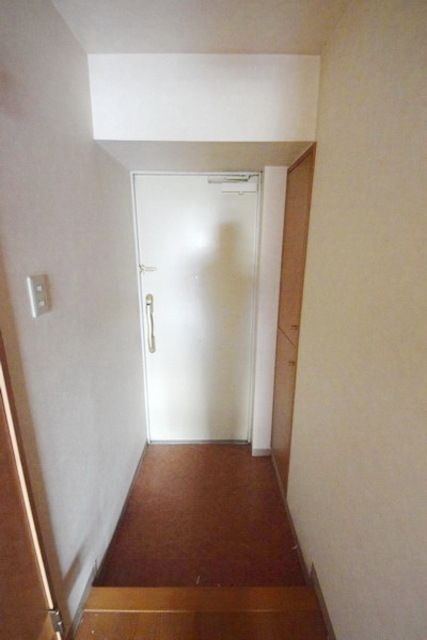玄関　★お部屋探しは株式会社タウンハウジング東京まで★